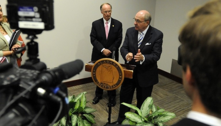 Governor Bentley Holds Press Conference on Ebola