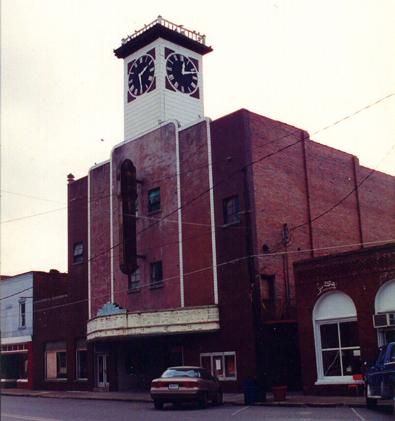 Collinsville's Cricket Theatre reopens doors