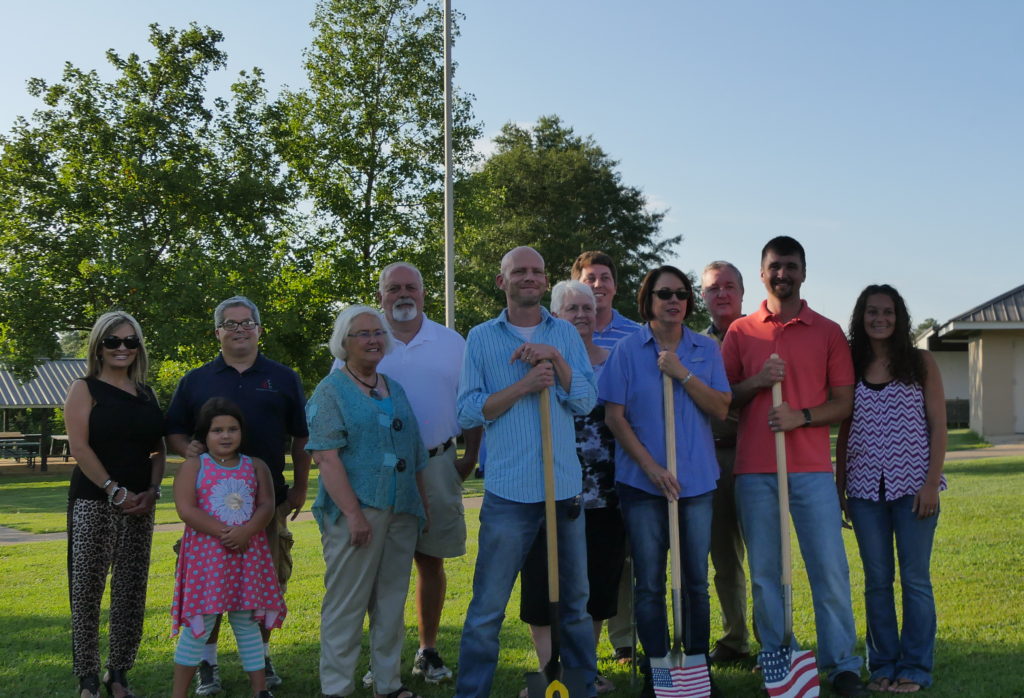 Rainsville Mayor Nick Jones, City Councilmen Joey Graham, Rodger Lingerfelt, and David Holt, came to show their support along with organizers Kay Guffey and Derek Rosson (Photo by Tyler Pruett) 