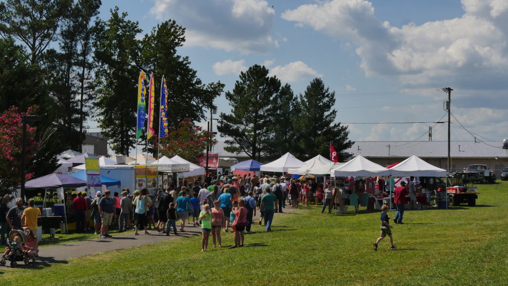 According to Ider Mayor Lassetter, around 4000 attendees came out for the 30th Mule Days. (Photo by Tyler Pruett) 