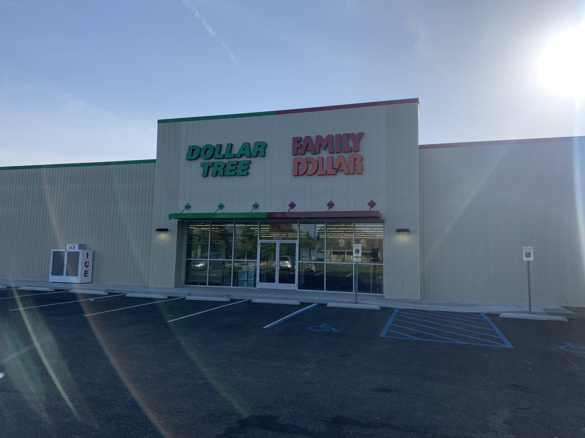 Grand Opening for Family Dollar in Ider