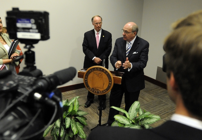 Governor Bentley Holds Press Conference on Ebola