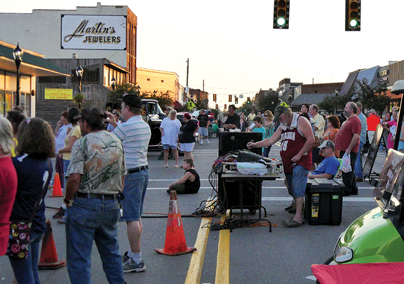 Fort Payne Main Street names new director