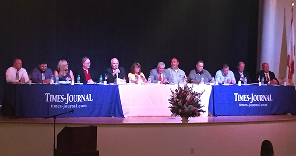 A dozen Fort Payne Council candidates face off in forum