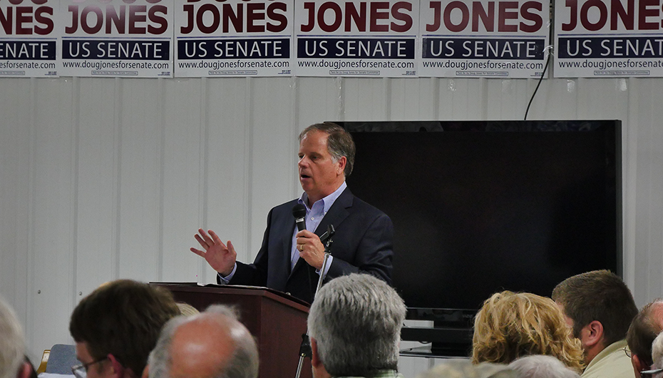 VIDEO: Doug Jones addresses crowd in Fyffe