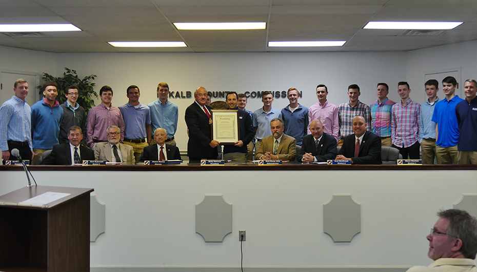 VIDEO: County honors Plainview basketball with resolution