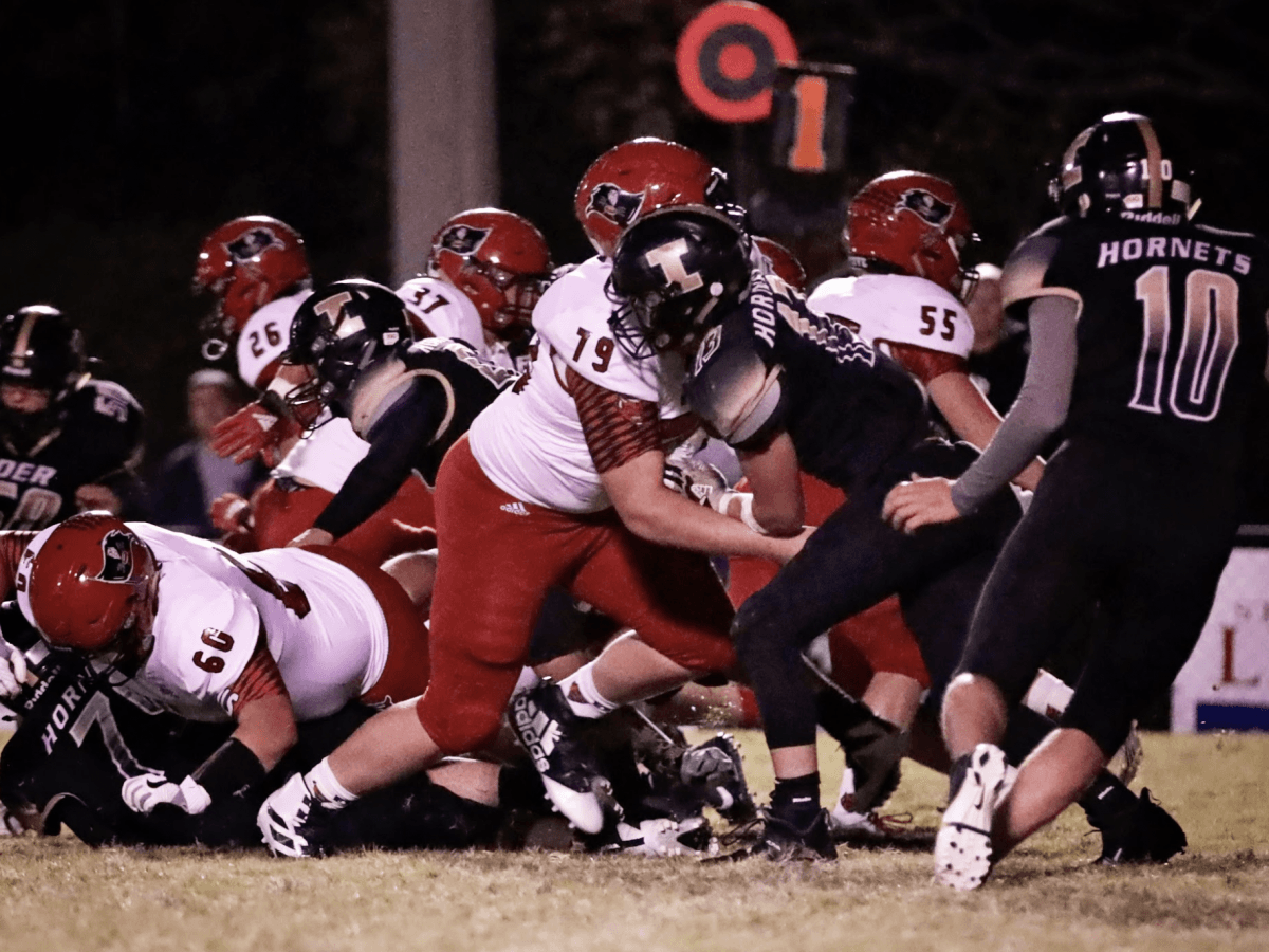 Fyffe shuts out Ider