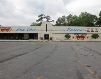 Alabama Brings Back Christmas for Kids