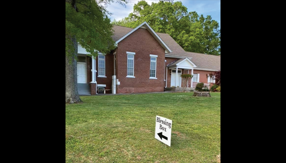 Valley Head FBC Moves Blessing Box