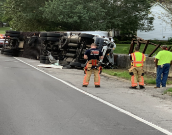 FPPD: Truck Overturns at Joe's Truck Stop