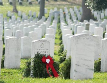 Local DAR Joins Wreaths Across America Campaign