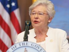 Ivey Urges Return to In-Person Learning for Alabama Schools