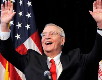 Former Vice President Walter Mondale passes away at 93