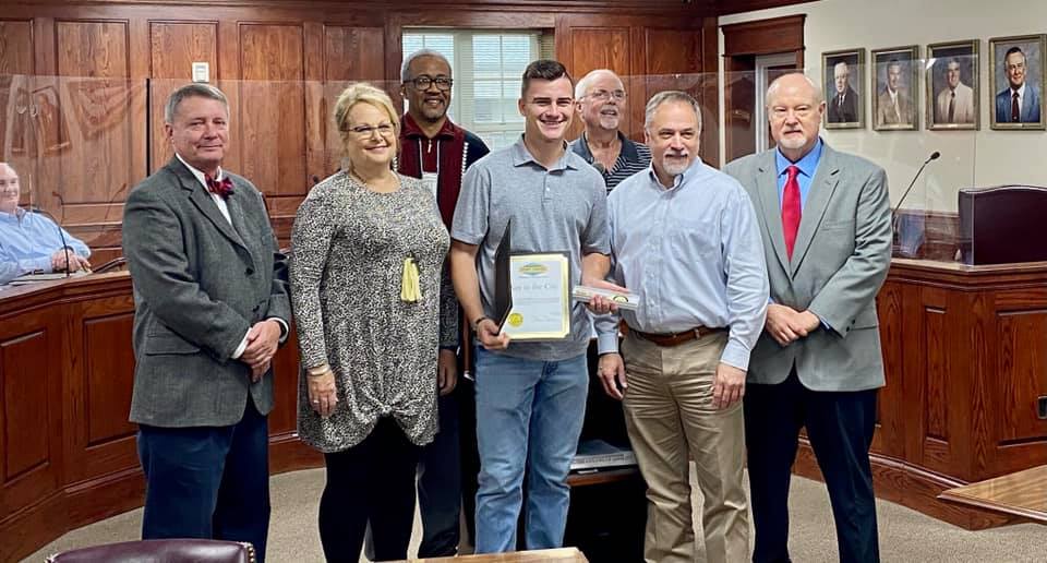 Fort Payne Council presents McPherson with Key to the City