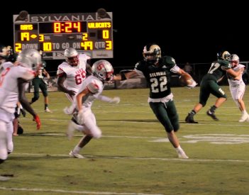 Sylvania offense, defense dominate first half in victory over Saks