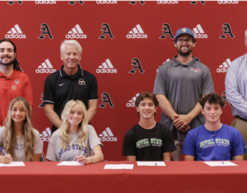 Six Aggies tennis players sign scholarships