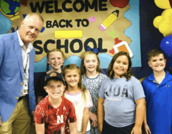 Boaz hosts Meet the Teacher