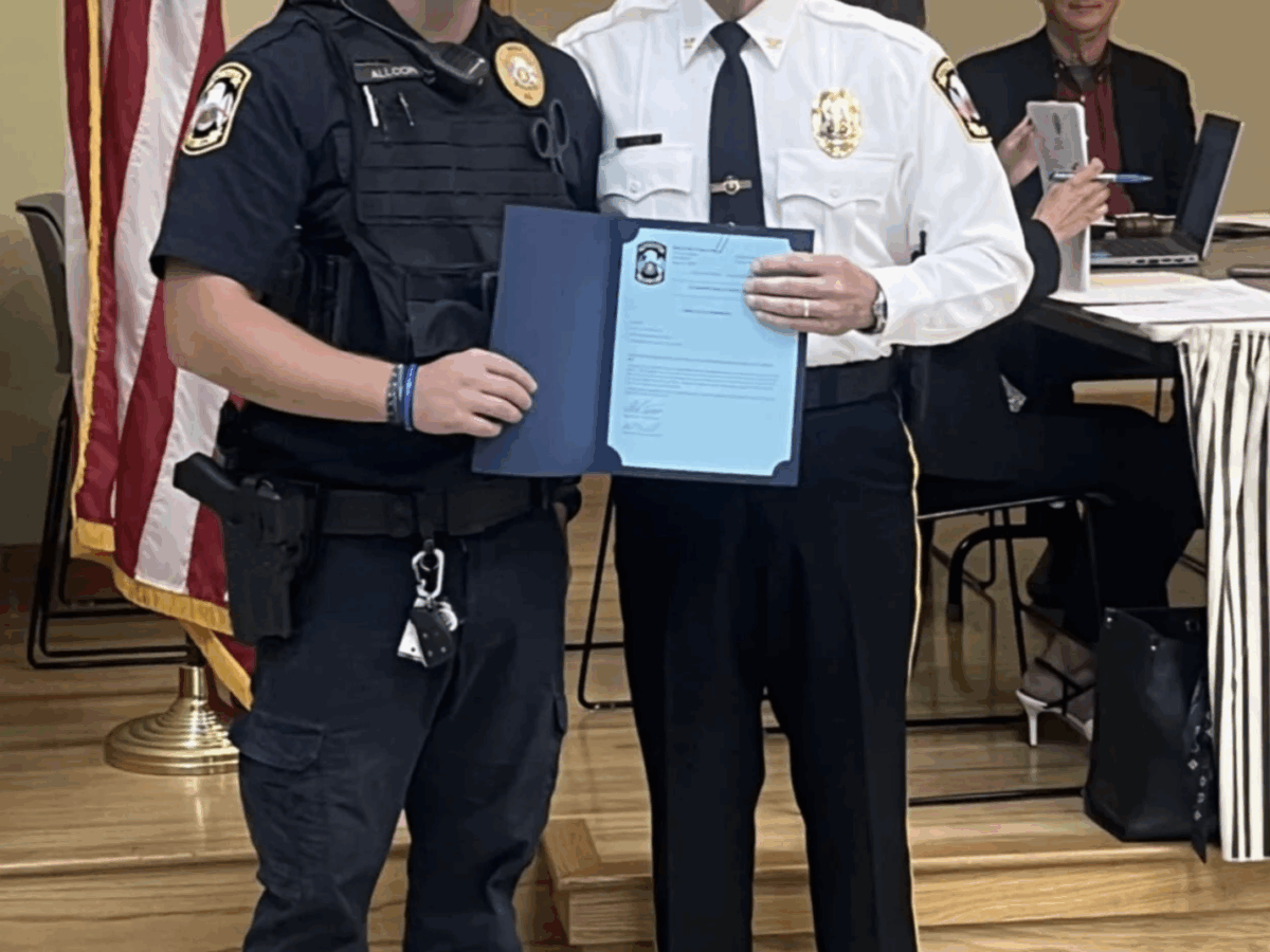 Boaz Officer recognized for saving life