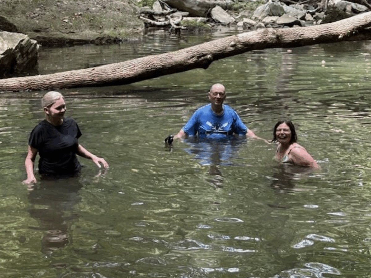 Cooley Cemetery Trail and Cave Mountain Trail: adventure and surprises