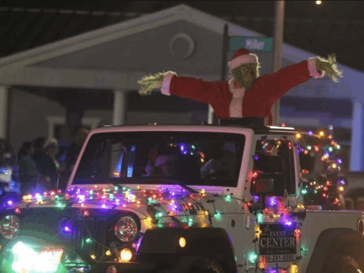 Albertville parade draws hundreds