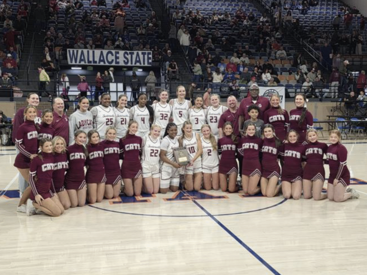 Lady Wildcats Advance to Final Four